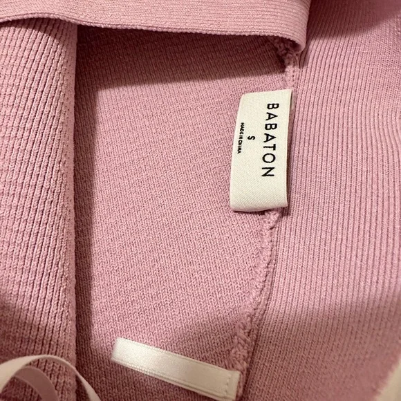 BABATON | Lilac Sculpted Knit Cross Cropped Tank - Picture 2 of 2